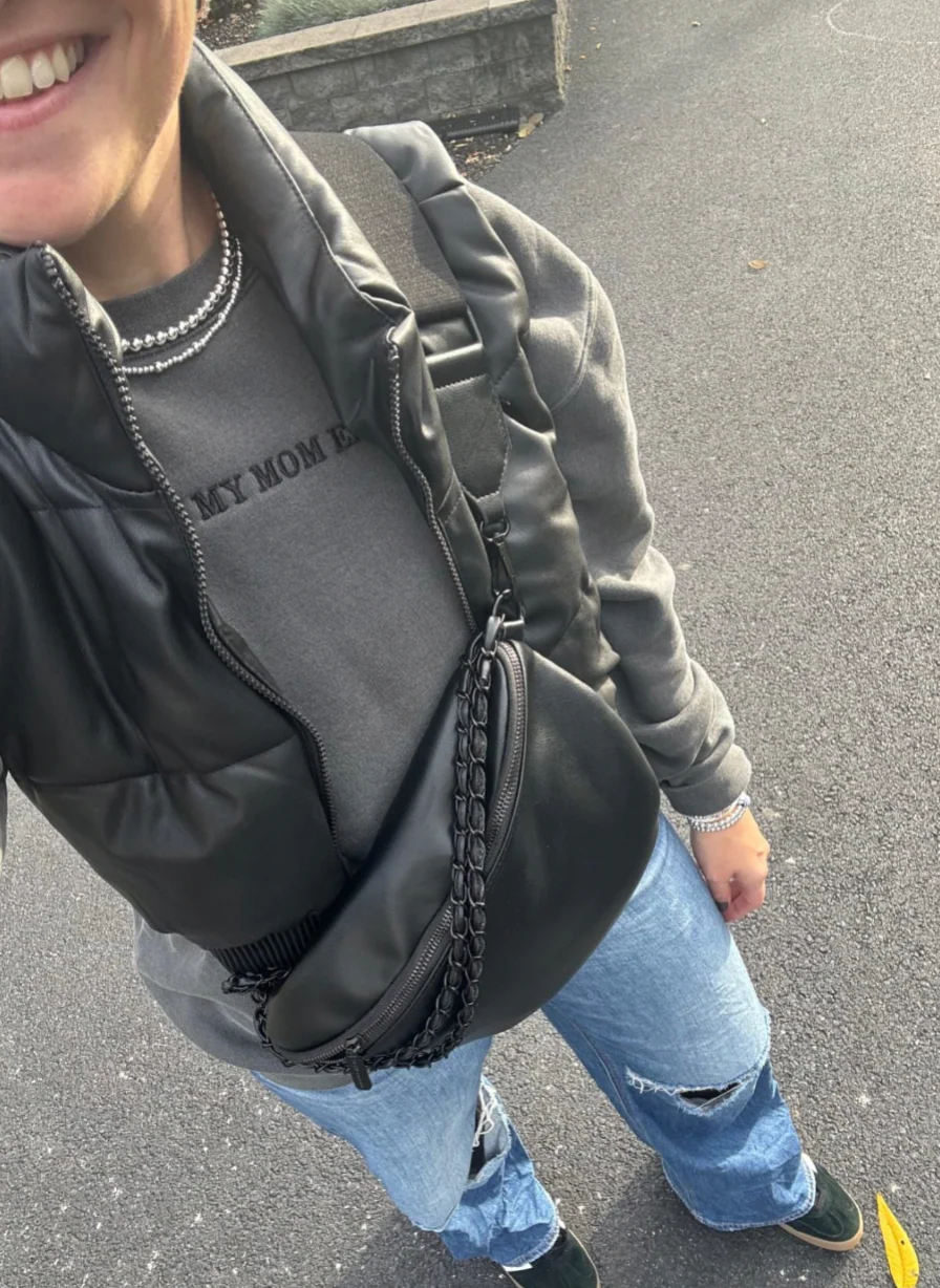 ✨ IN MY MOM ERA™ ✨ - Embroidered PIGMENT Crewneck - Image 9