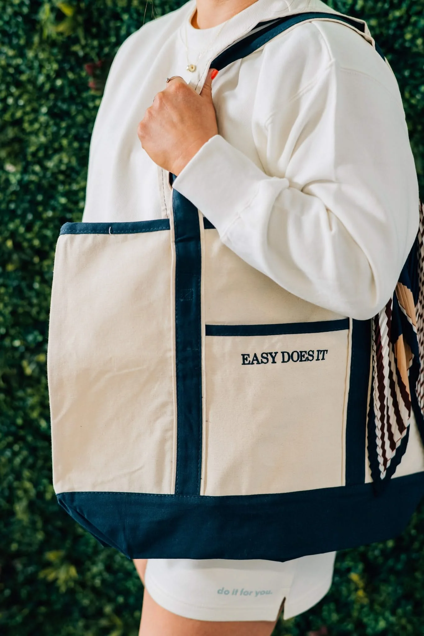 LMSS MOM SQUAD MEMBERSHIP (Shipping By April 5th) - Image 4