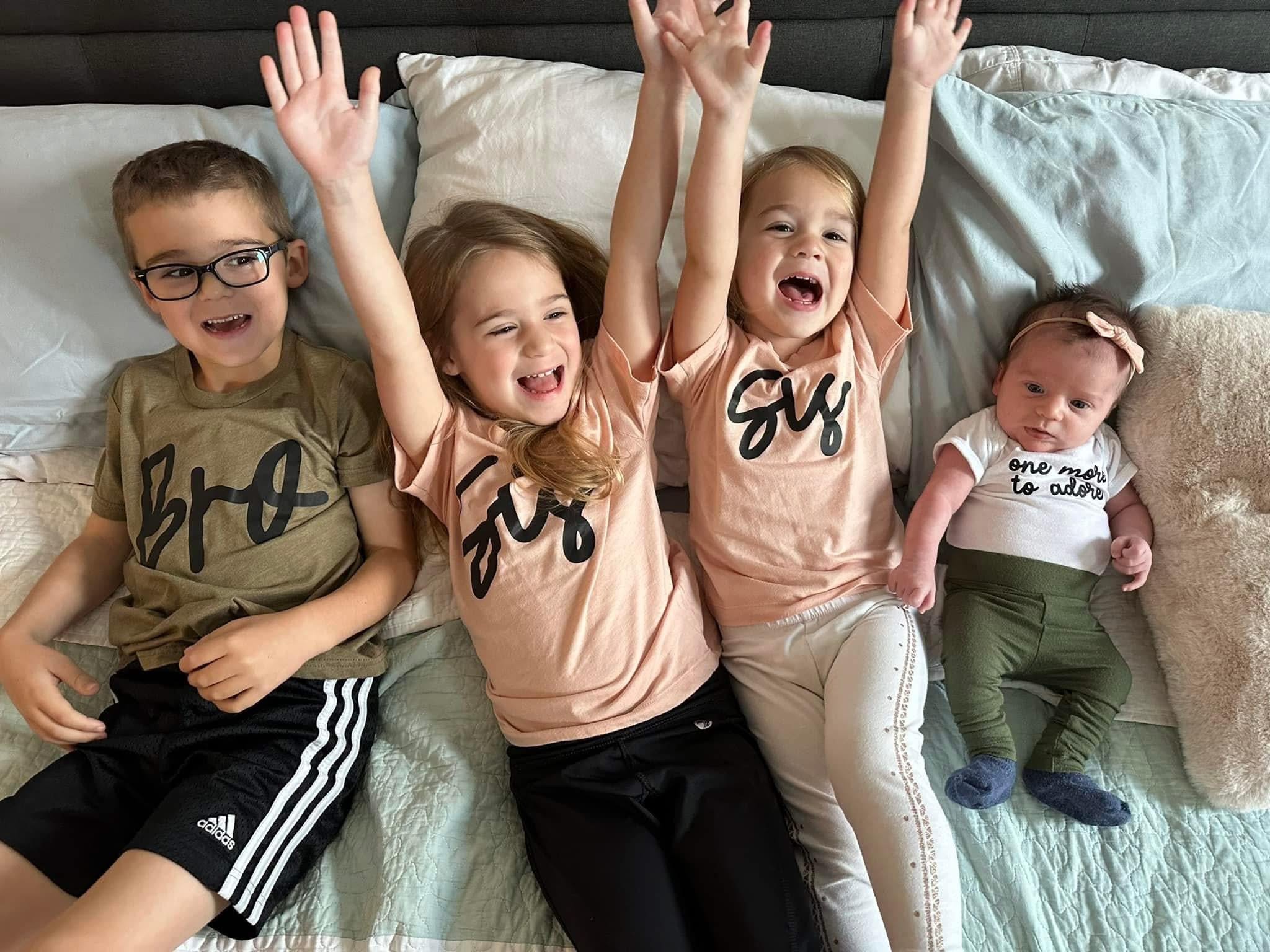 Sis (Cursive) - Child Tee - Image 14