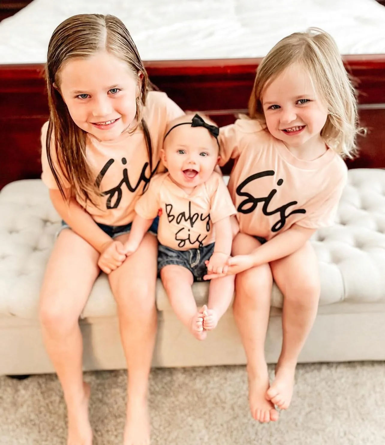 Sis (Cursive) - Child Tee - Image 4